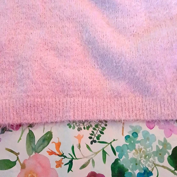 LIKE WEARING a CLOUD! NWT Design History Girls Feather-Knit Open Cardigan, Med. - Picture 8 of 12